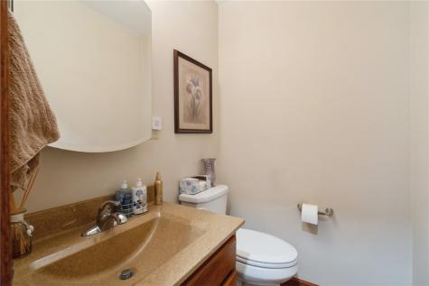 10304 Hall Road Cedar Rapids IA 52411