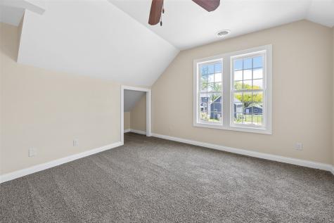716 8th Street SW Cedar Rapids IA 52404