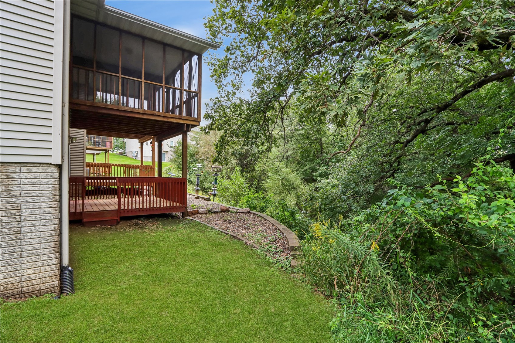 2283 E Grantview Drive Coralville IA 52241