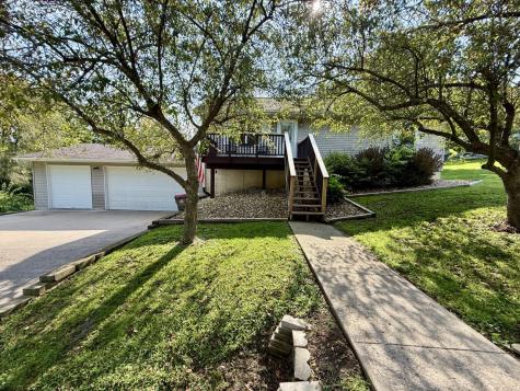 218 S High Avenue Oxford IA 52322
