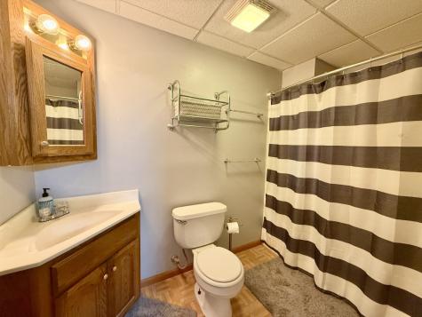 218 S High Avenue Oxford IA 52322