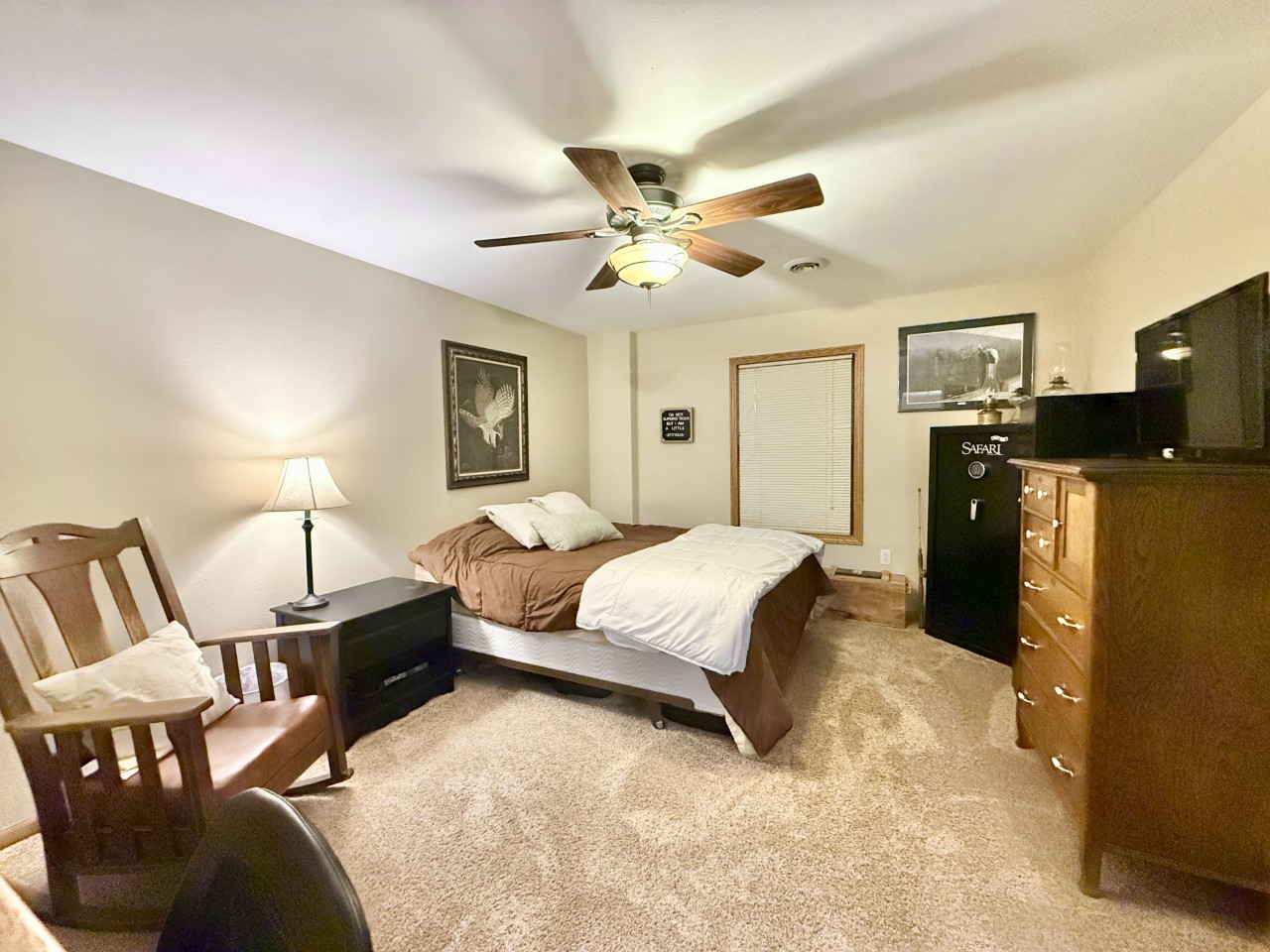 218 S High Avenue Oxford IA 52322