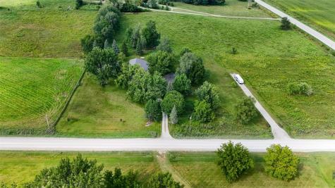 4333 Ring Road Walker IA 52352