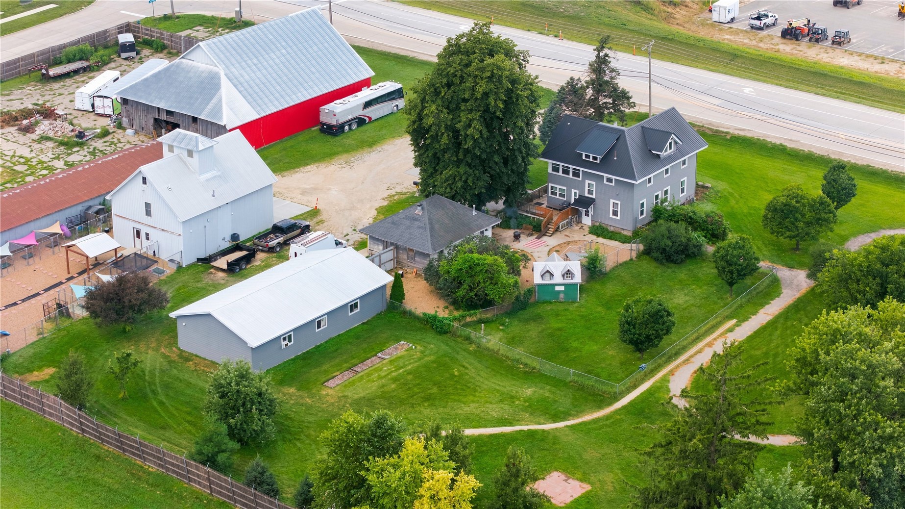 6271 Edgewood Road SW Cedar Rapids IA 52404