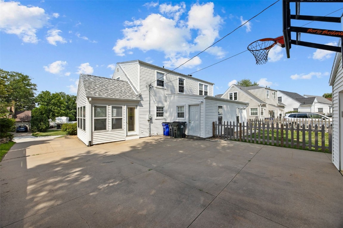211 26th Street Drive SE Cedar Rapids IA 52403