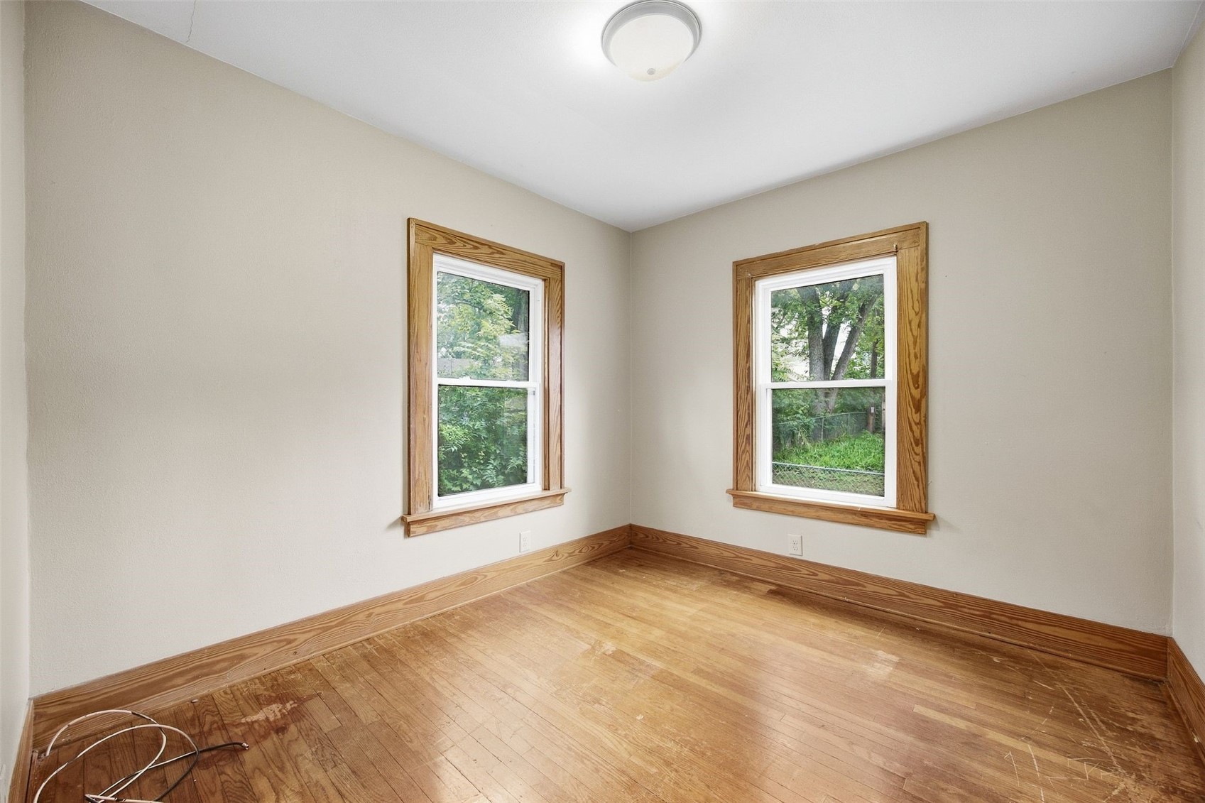 1008 Daniels Street NE Cedar Rapids IA 52402