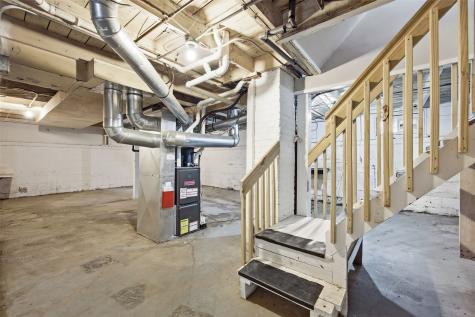 1008 Daniels Street NE Cedar Rapids IA 52402
