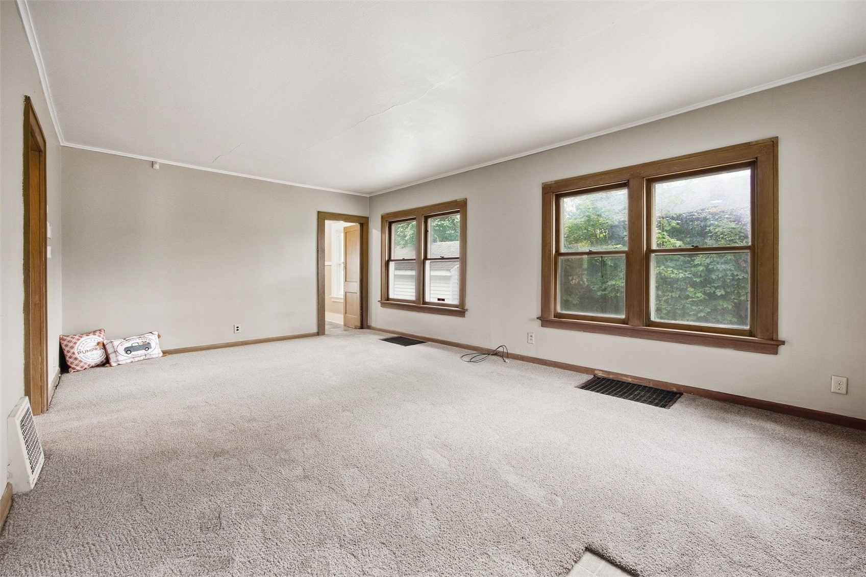 1008 Daniels Street NE Cedar Rapids IA 52402