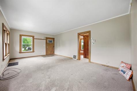 1008 Daniels Street NE Cedar Rapids IA 52402