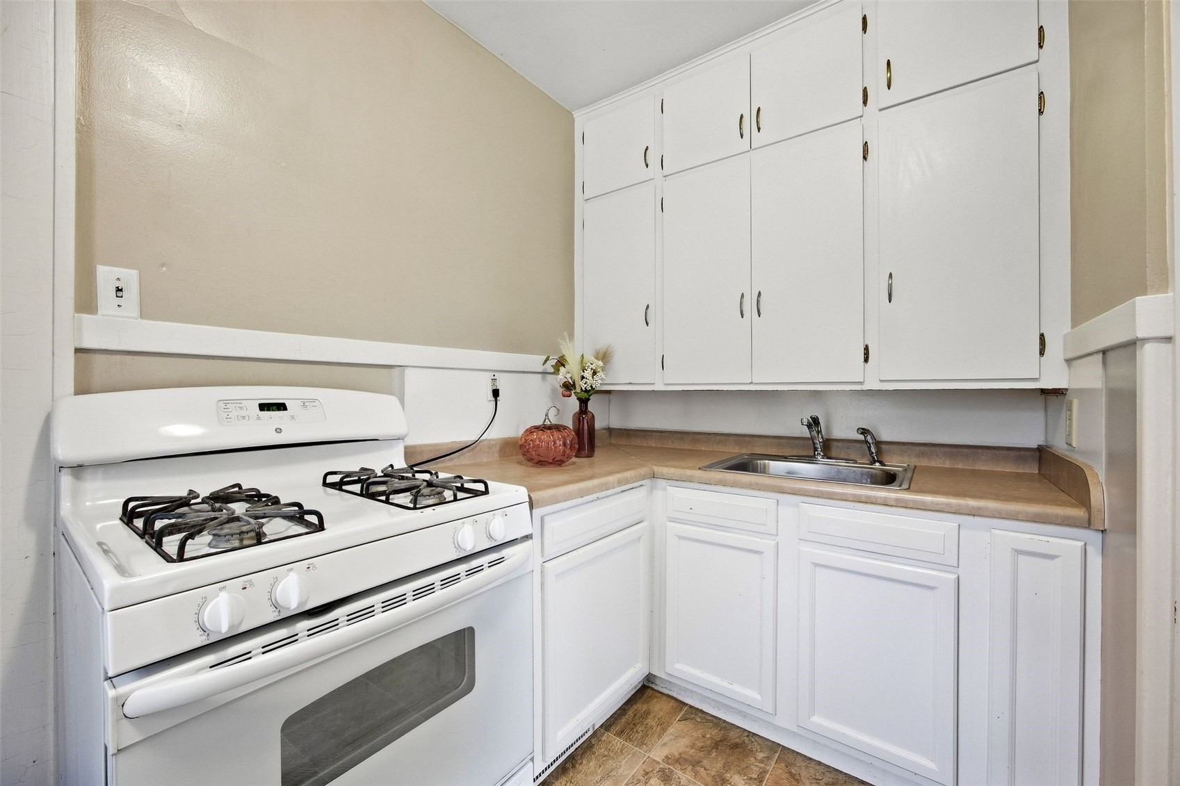 1008 Daniels Street NE Cedar Rapids IA 52402