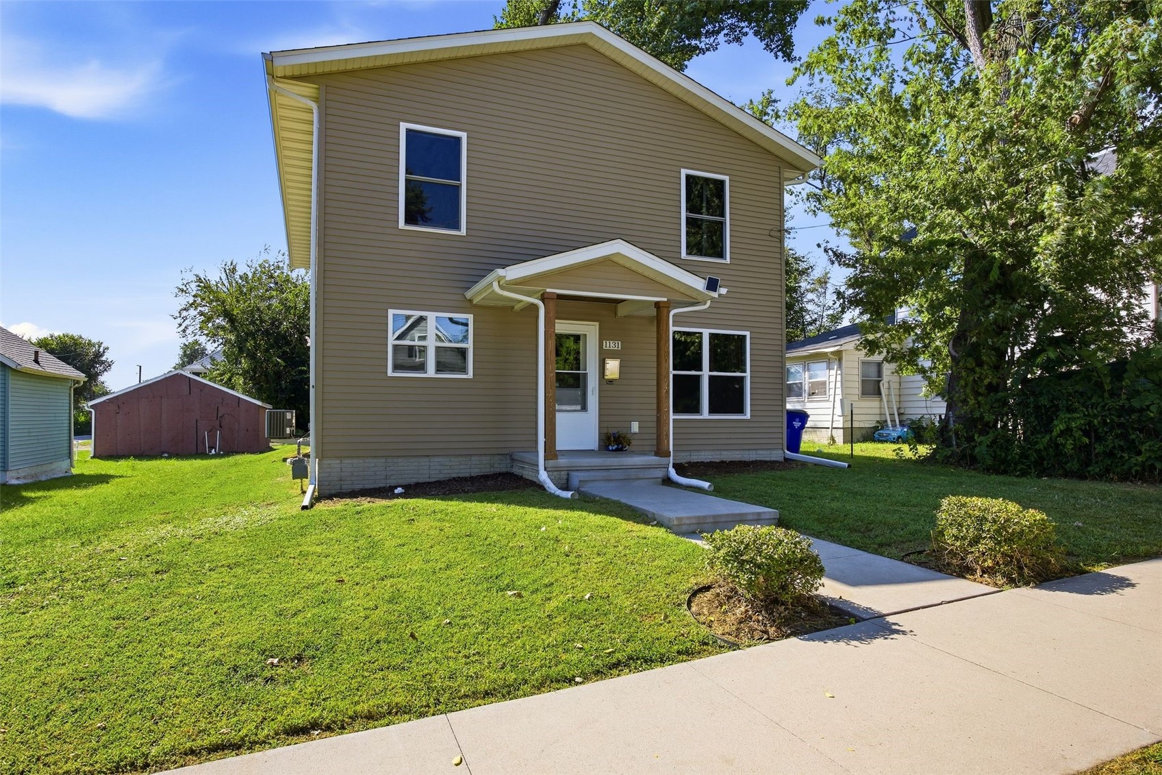 1131 16th Street Cedar Rapids IA 52403