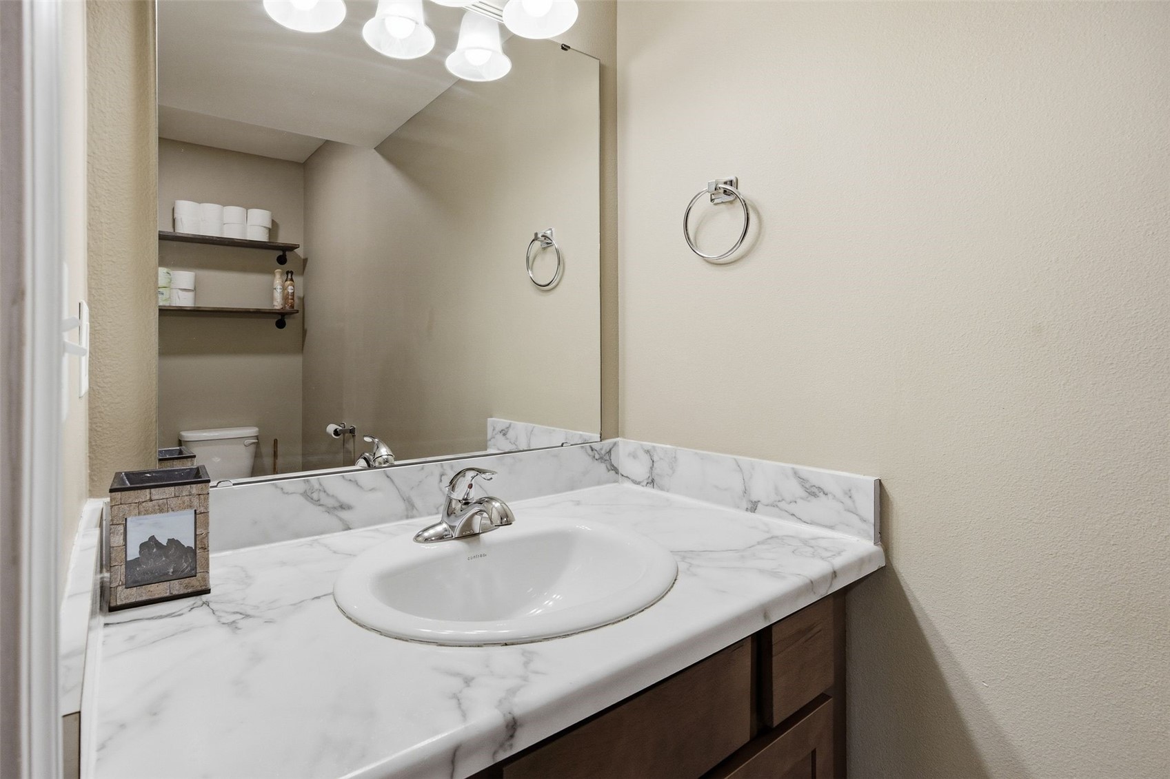 1131 16th Street Cedar Rapids IA 52403