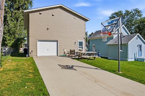 1131 16th Street Cedar Rapids IA 52403