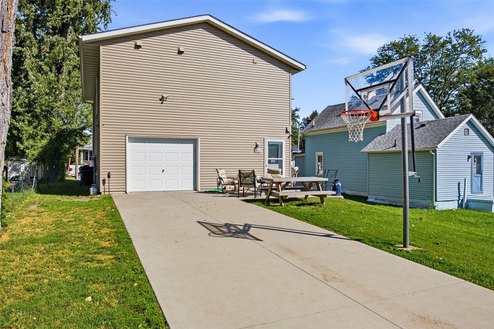 1131 16th Street Cedar Rapids IA 52403