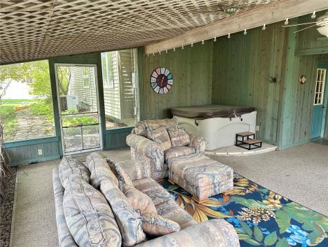 310 Hall Lowden IA 52255