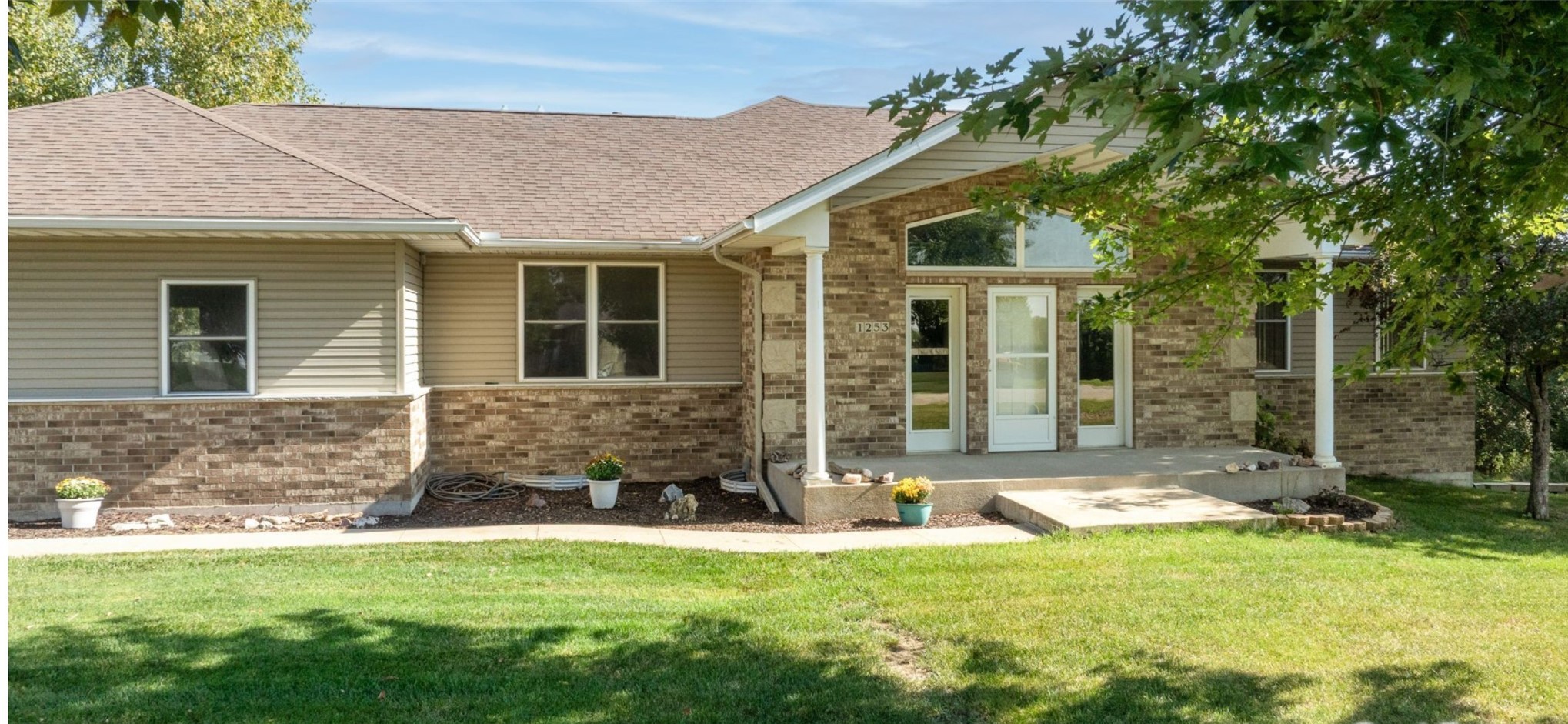 1253 Hillview Court NE Swisher IA 52338