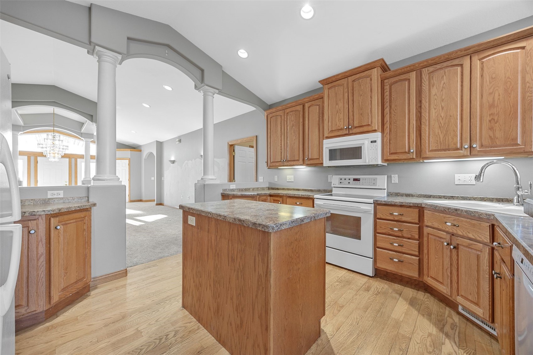1253 Hillview Court NE Swisher IA 52338