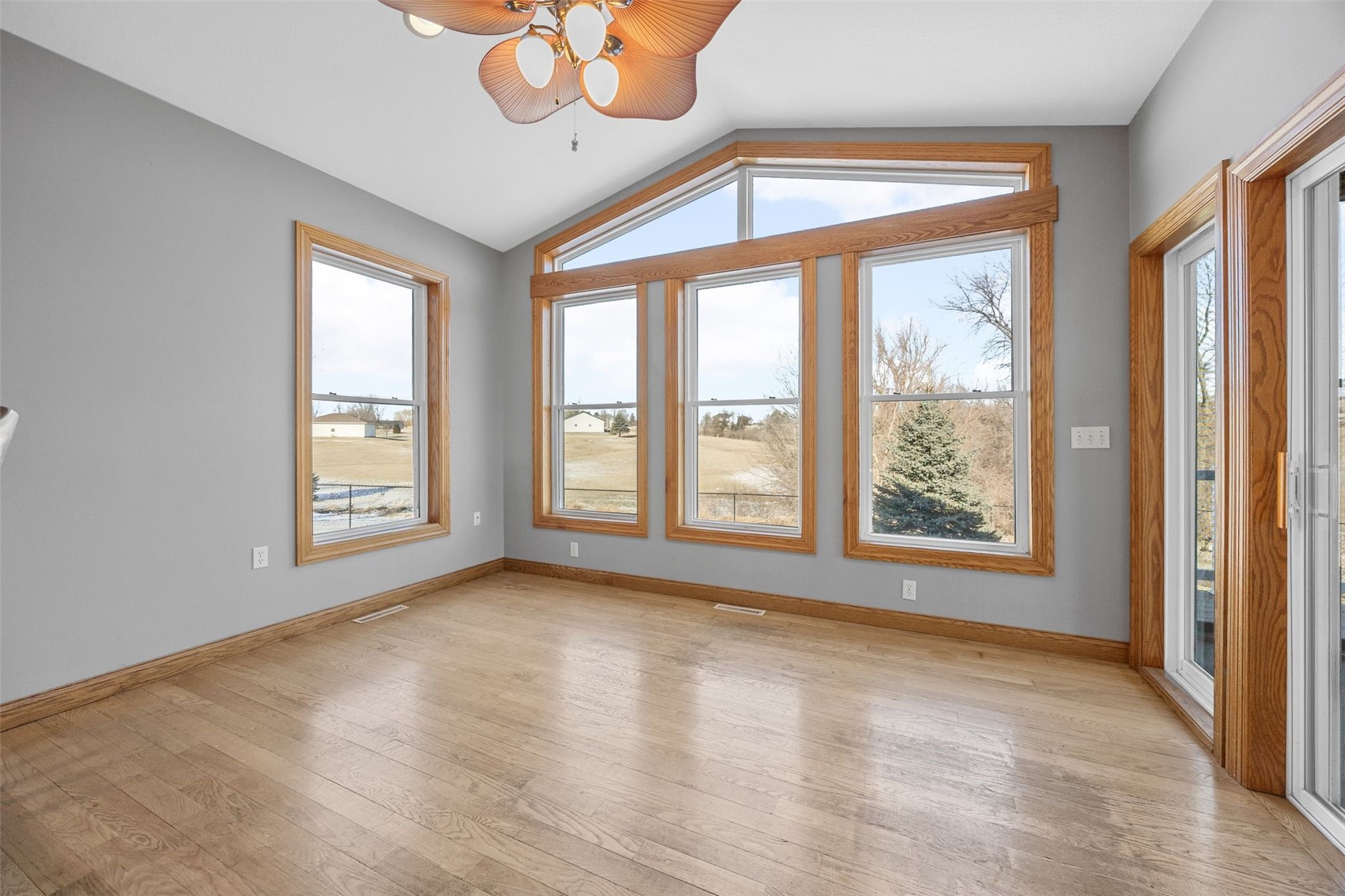 1253 Hillview Court NE Swisher IA 52338