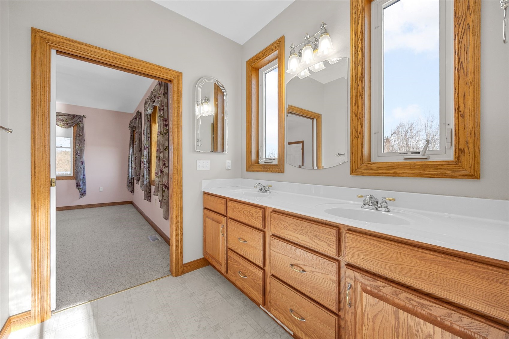1253 Hillview Court NE Swisher IA 52338