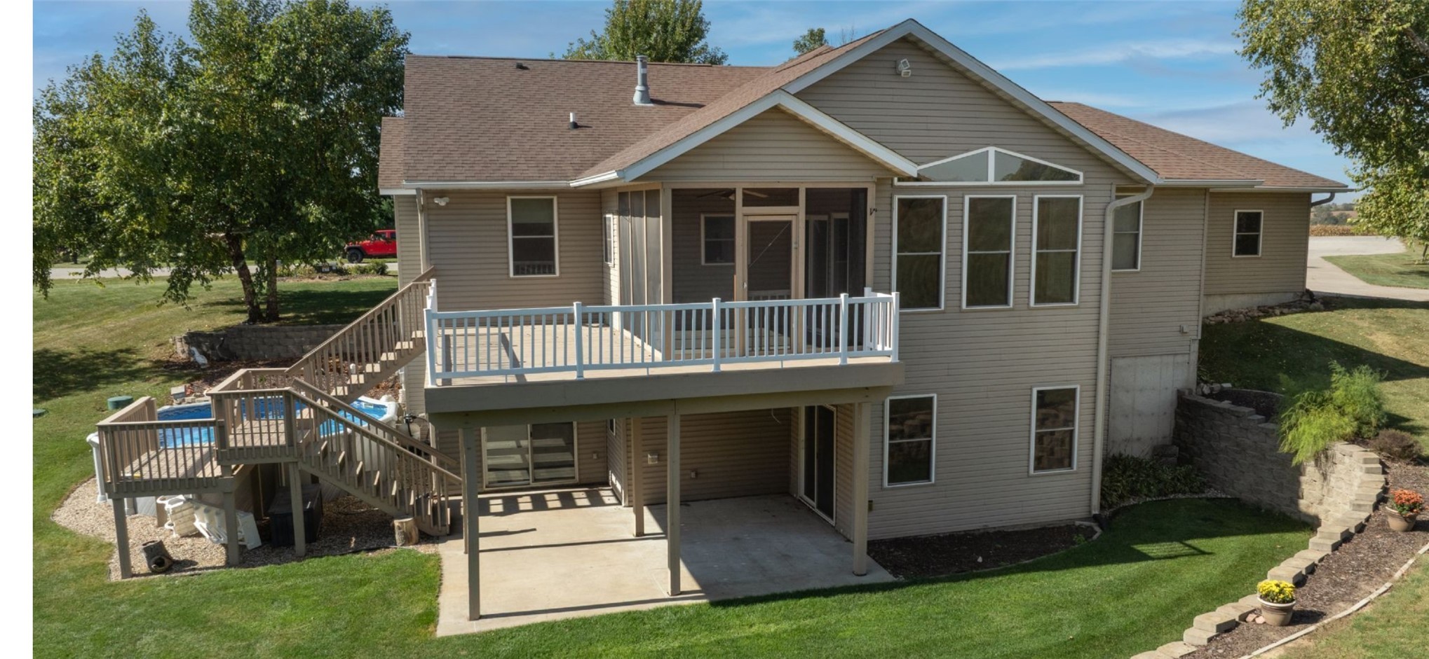 1253 Hillview Court NE Swisher IA 52338