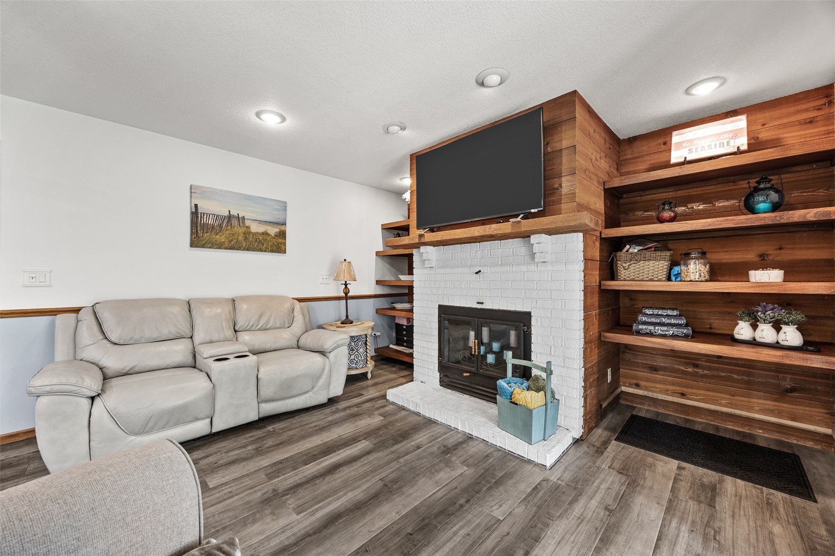 6409 Meadowlark Drive Cedar Rapids IA 52404