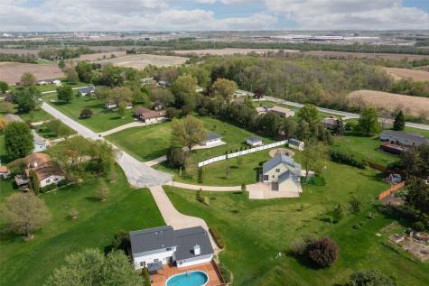 6409 Meadowlark Drive Cedar Rapids IA 52404