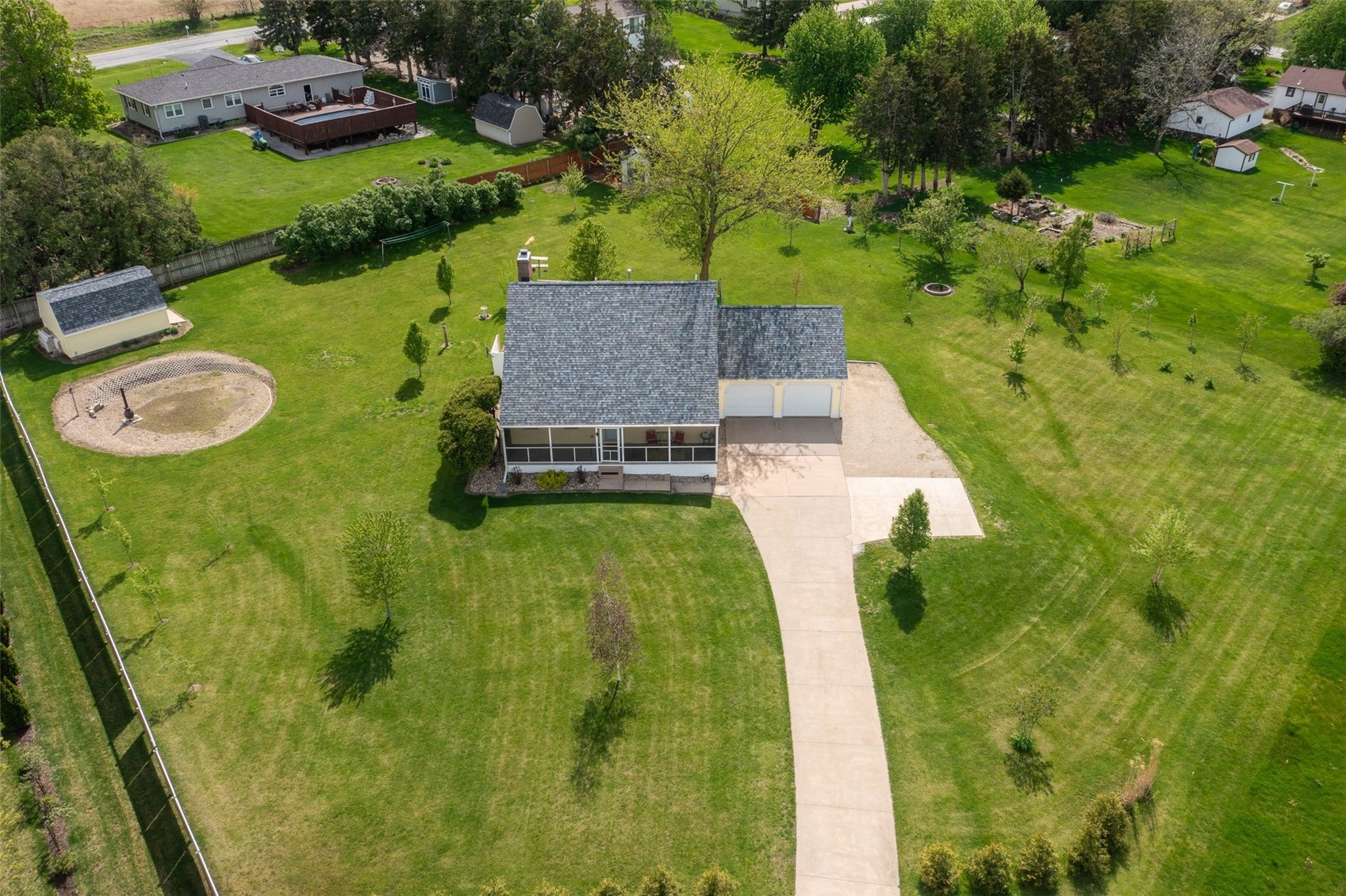 6409 Meadowlark Drive Cedar Rapids IA 52404