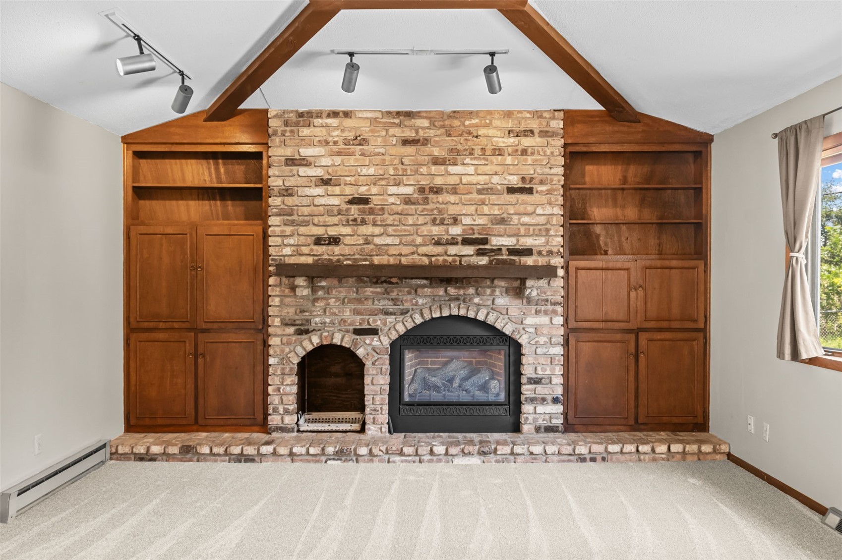 2620 Brookland Drive NE Cedar Rapids IA 52402