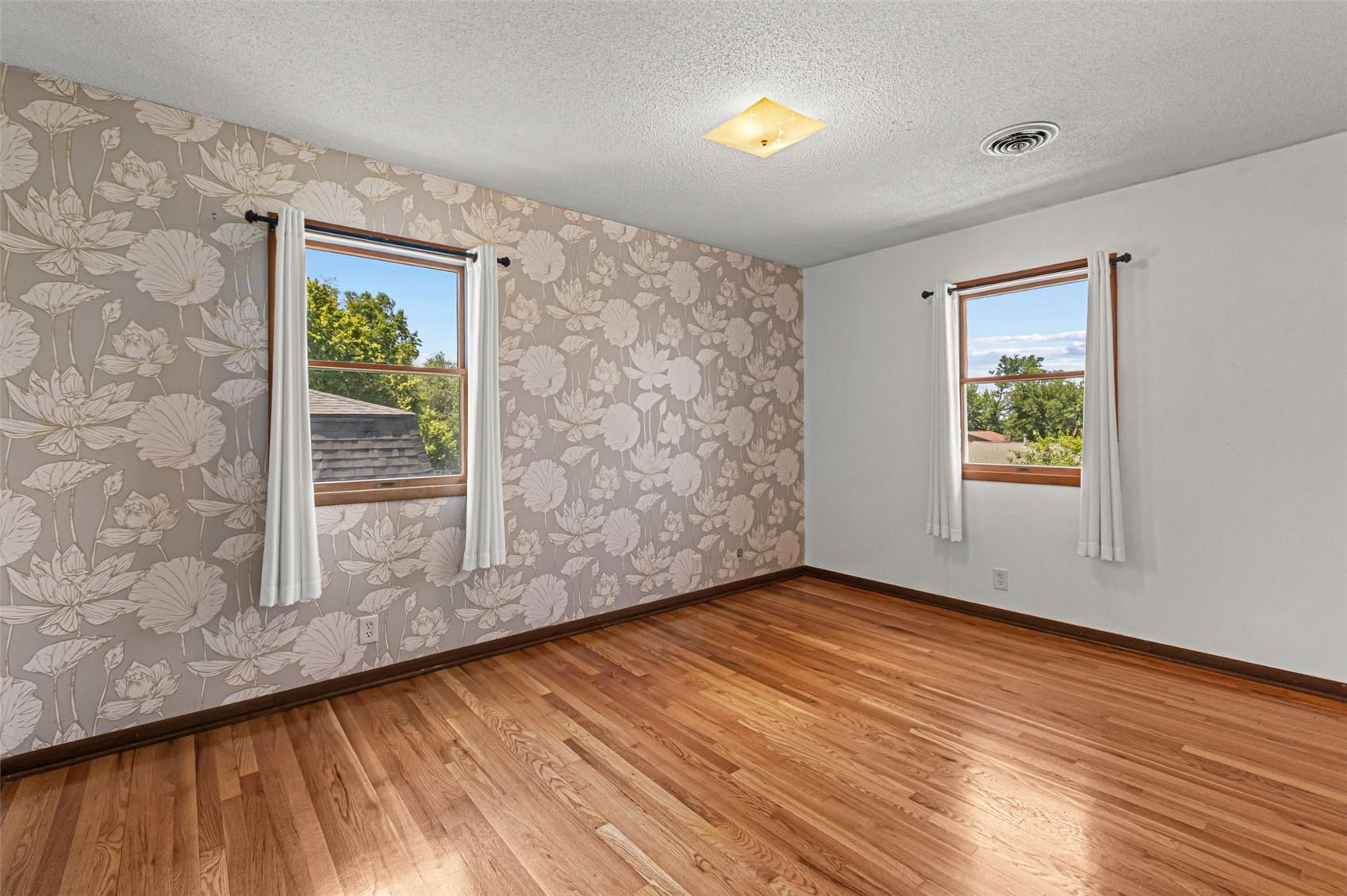2620 Brookland Drive NE Cedar Rapids IA 52402