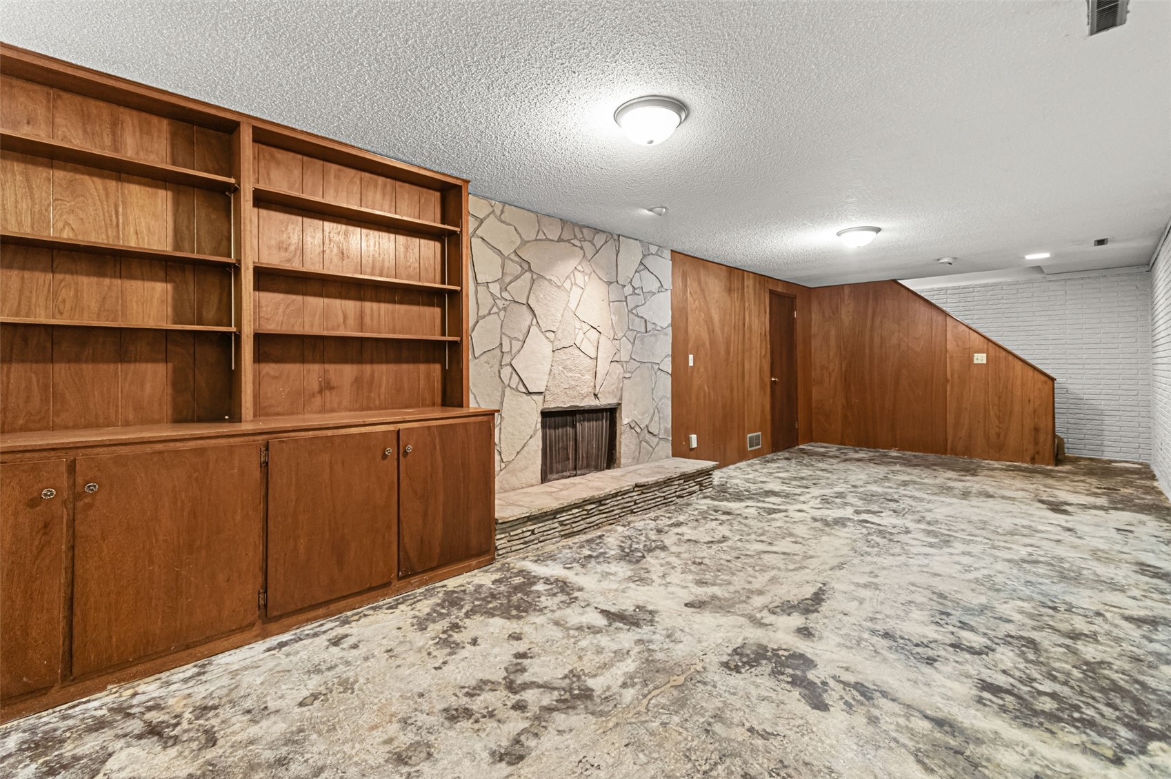 2620 Brookland Drive NE Cedar Rapids IA 52402