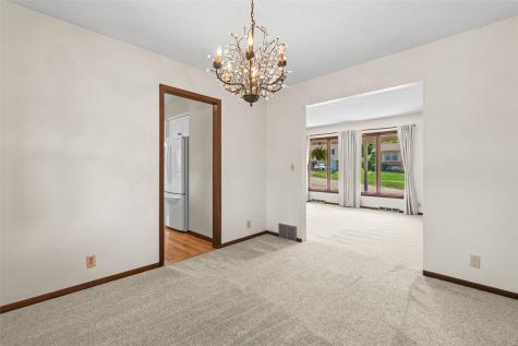 2620 Brookland Drive NE Cedar Rapids IA 52402