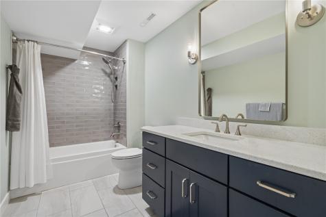 358 Abbotsford Drive Cedar Rapids IA 52403