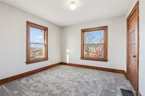 2015 8th Avenue Marion IA 52302