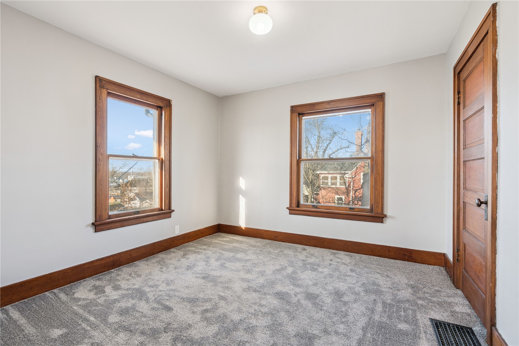 2015 8th Avenue Marion IA 52302