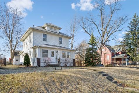 2015 8th Avenue Marion IA 52302