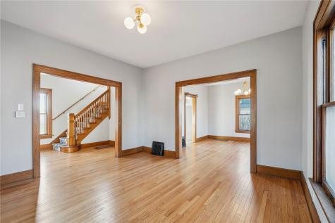 2015 8th Avenue Marion IA 52302