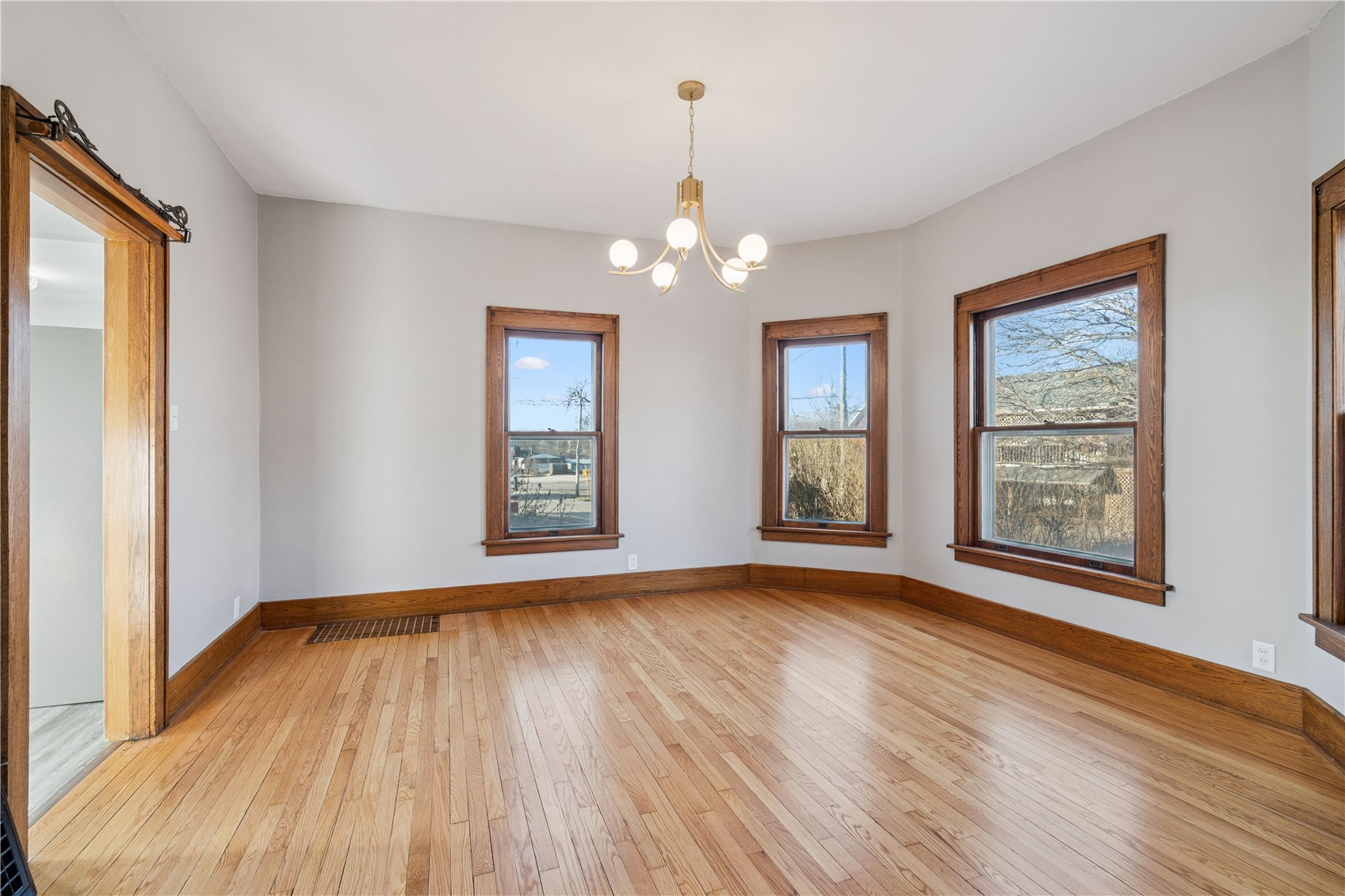 2015 8th Avenue Marion IA 52302