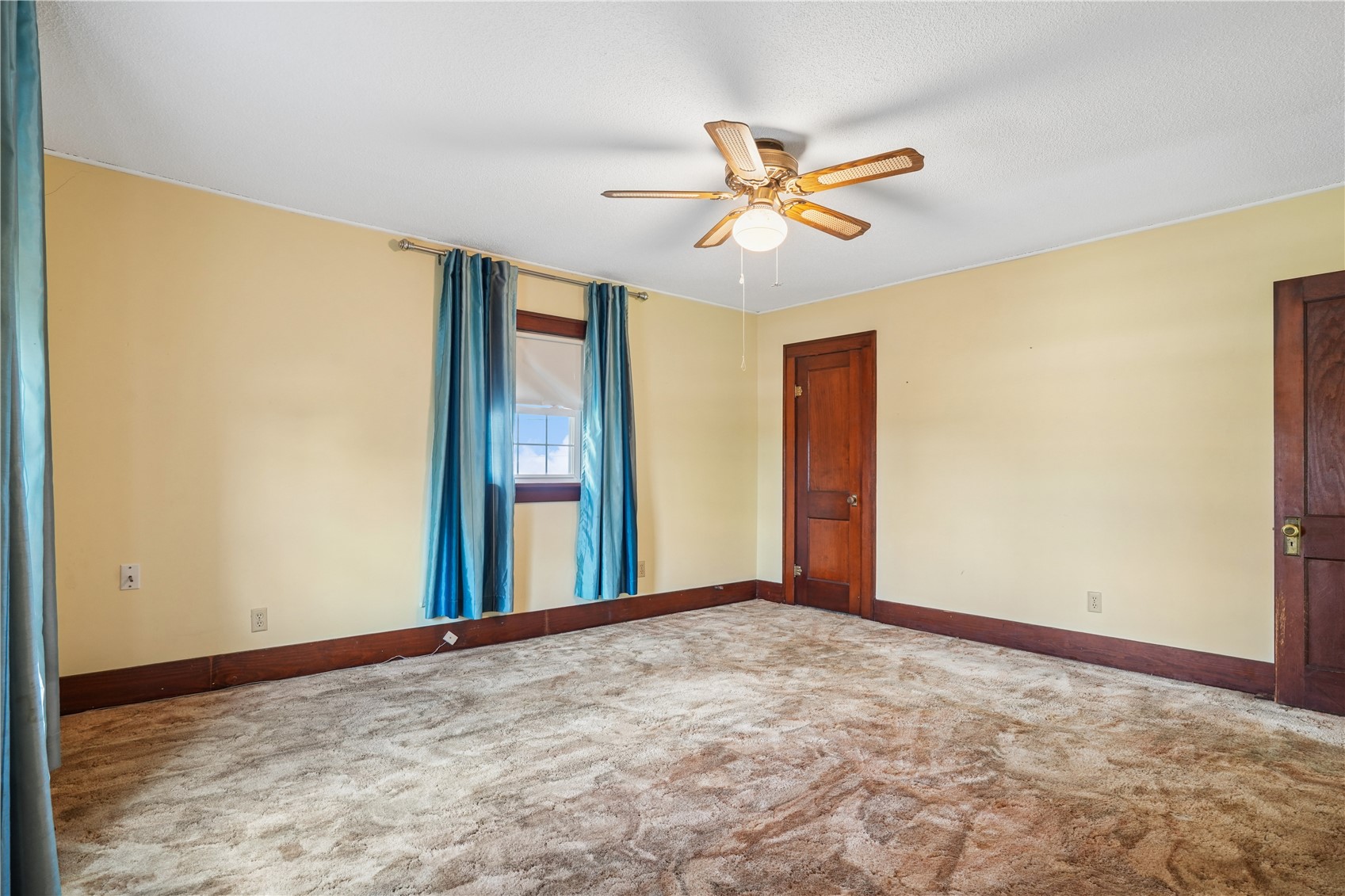 182 Dubuque Road Springville IA 52336