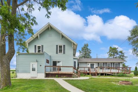 182 Dubuque Road Springville IA 52336