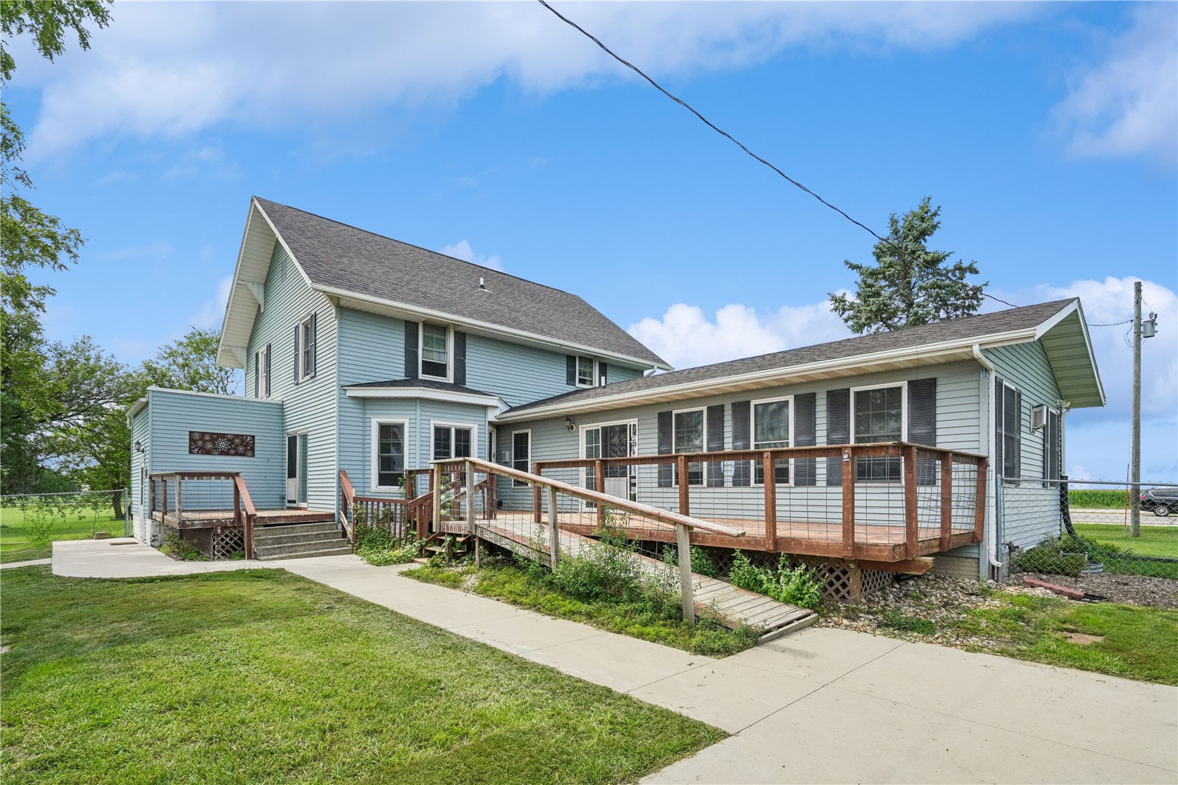 182 Dubuque Road Springville IA 52336