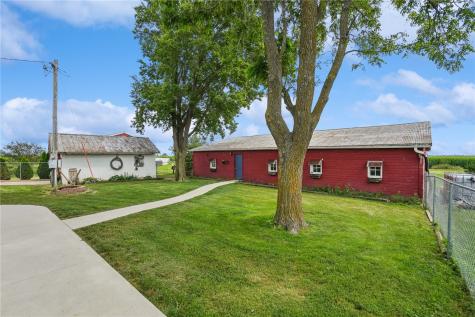 182 Dubuque Road Springville IA 52336