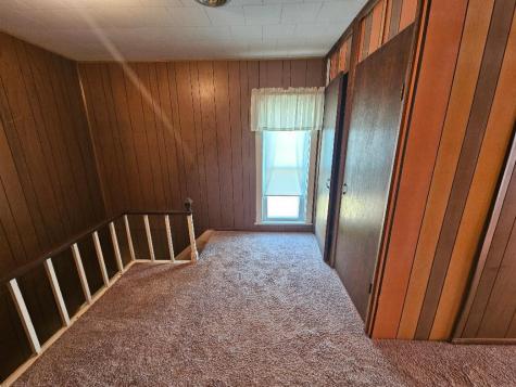 1612 7th Avenue Belle Plaine IA 52208