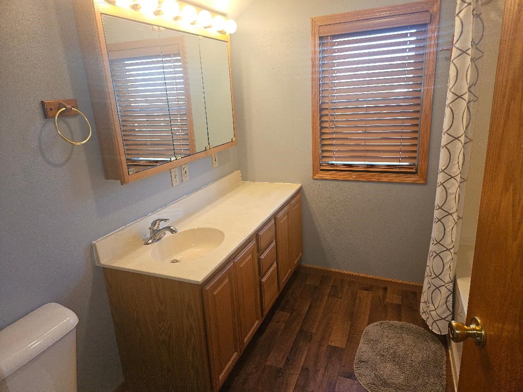 1612 7th Avenue Belle Plaine IA 52208