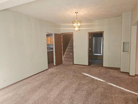 1612 7th Avenue Belle Plaine IA 52208