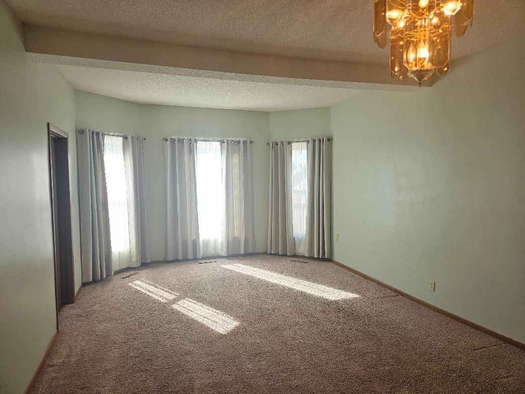 1612 7th Avenue Belle Plaine IA 52208