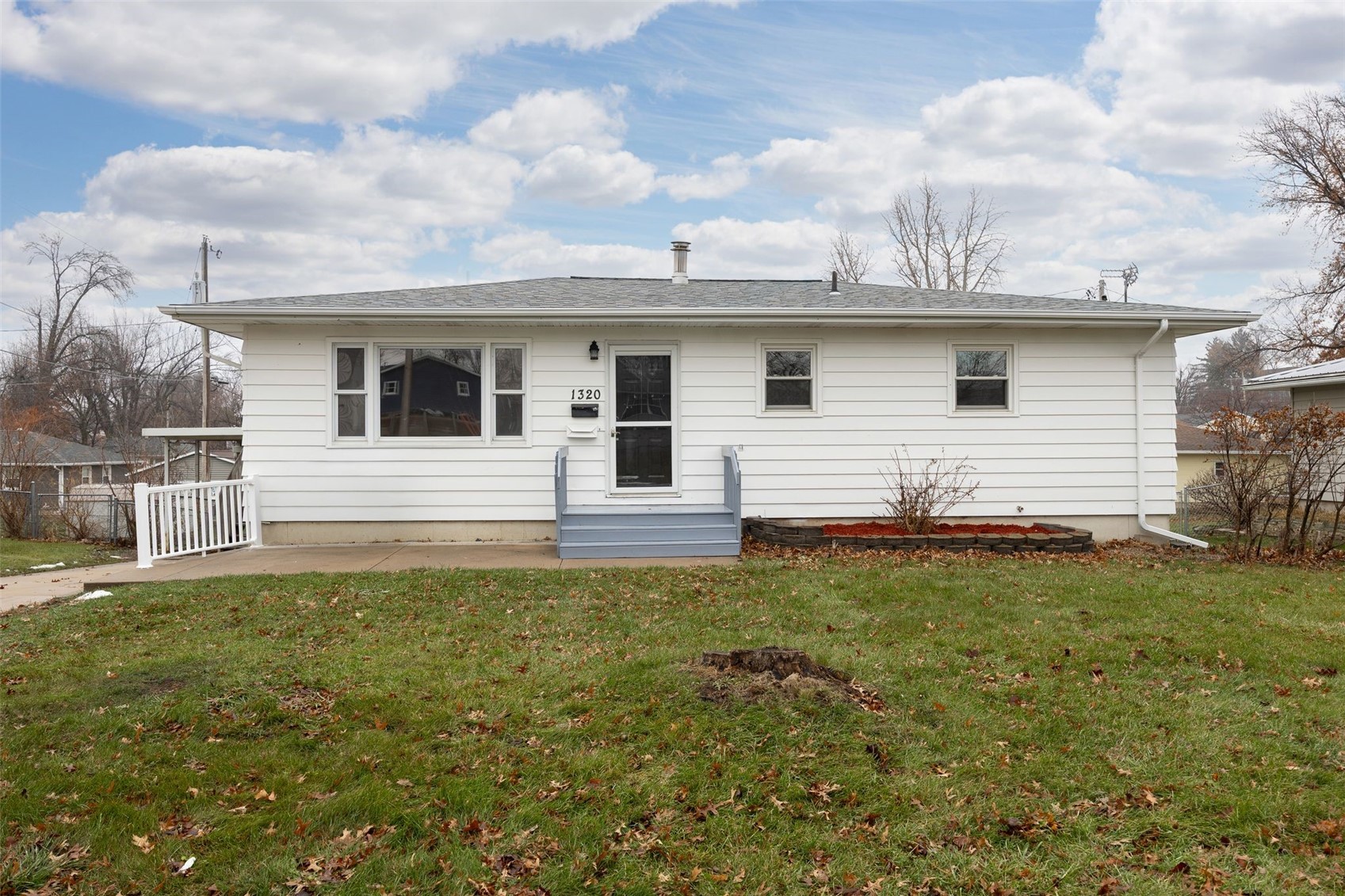 1320 B Avenue Marion IA 52302