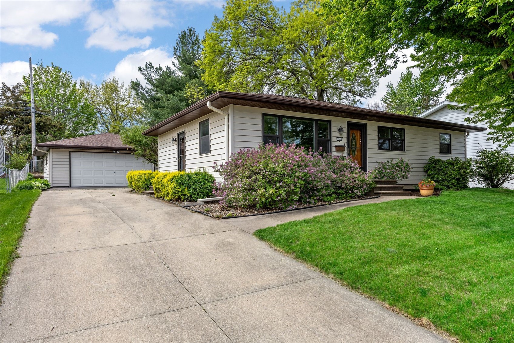 1805 Brockman Avenue Marion IA 52302