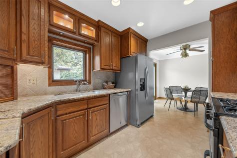 1805 Brockman Avenue Marion IA 52302