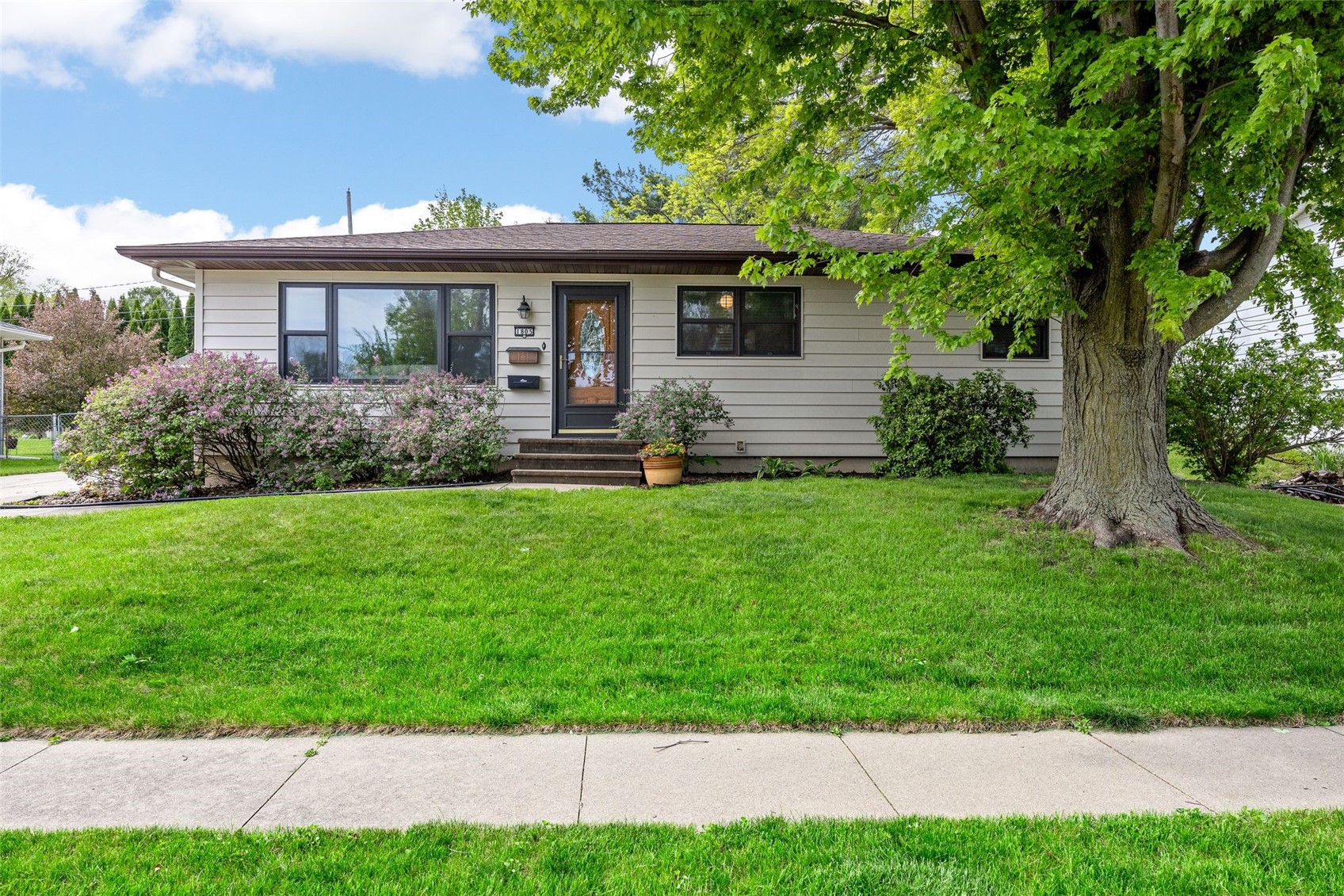 1805 Brockman Avenue Marion IA 52302