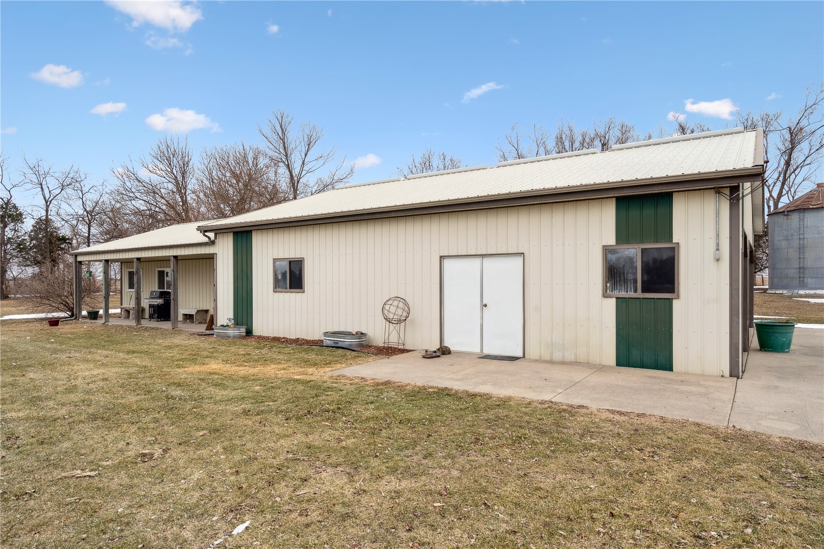 5467 27th Avenue Vinton IA 52349